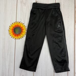 nike therma-fit toddler boys pants XS 3/4‎